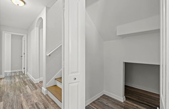 078-Interior-1