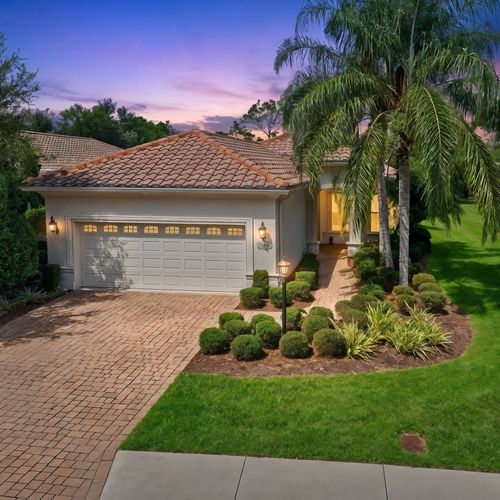 Introducing 7118 Westhill Ct. , a Pool Home in Country Club East