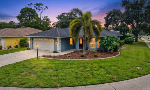 4645 Breezy Pines Blvd Sarasota Listed by The Pope Team