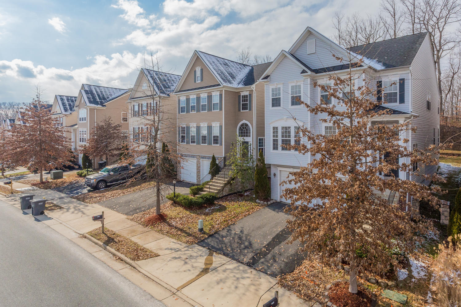 Townhome streetscape in Woodbridge, Virginia