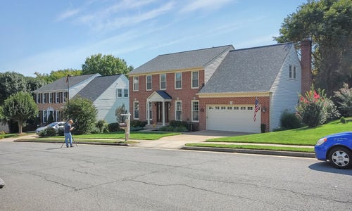Chesterbrook Woods Neighborhood Guide