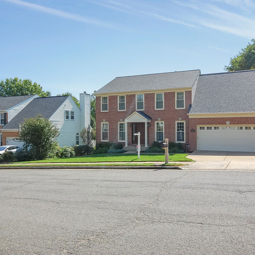 Broyhill-Langley Estates Neighborhood Guide