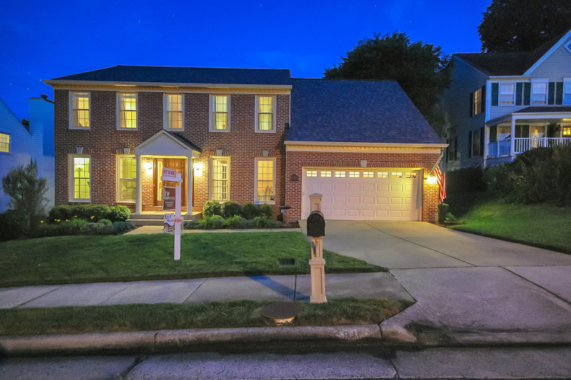 Kings Manor Neighborhood Guide