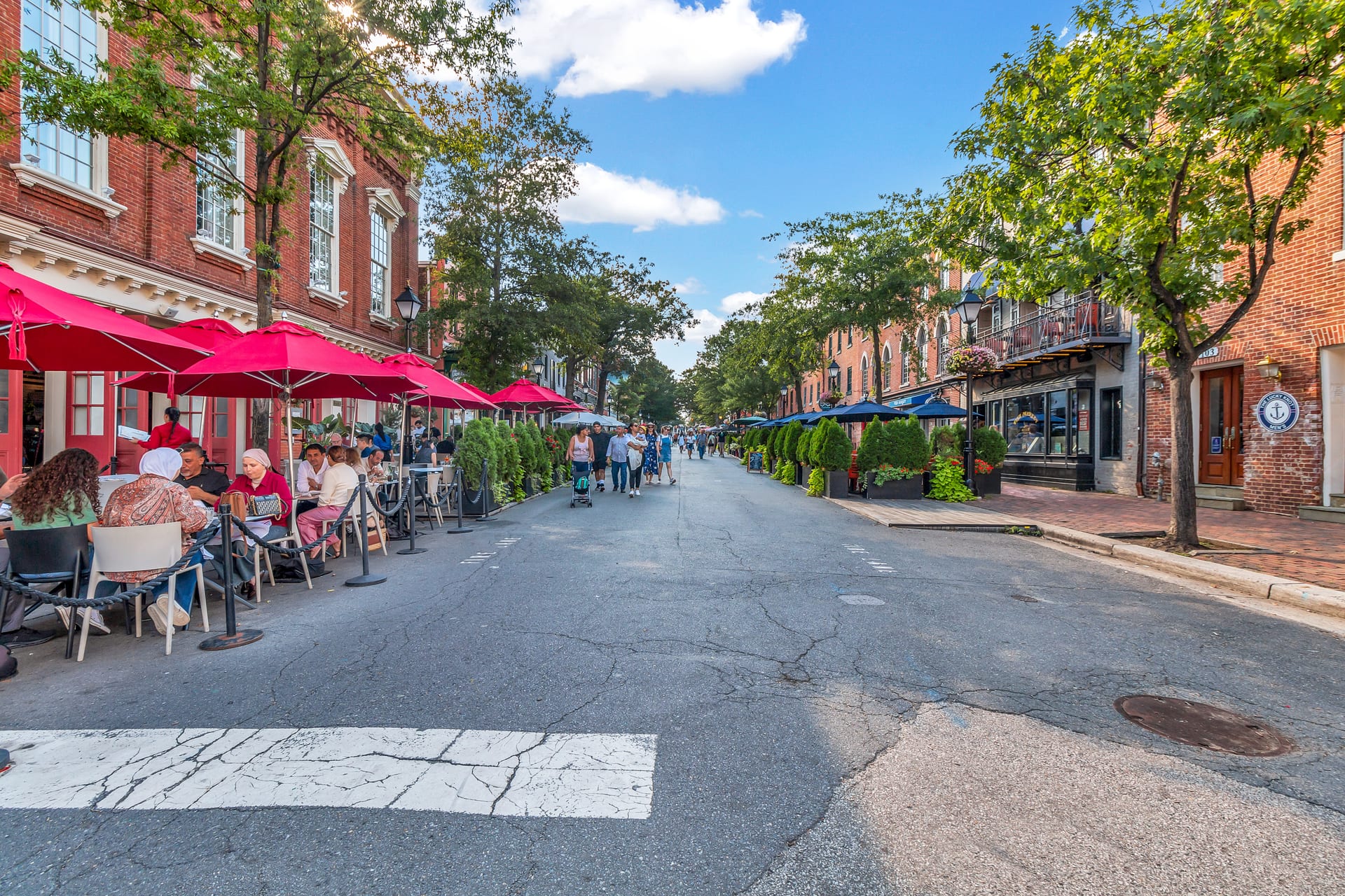 Old Town Alexandria streetscape showing a Northern Virginia urban housing context