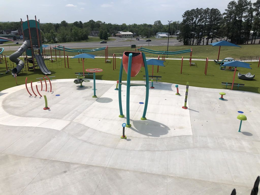Making a Splash in Dickson, TN The New Henslee Park Splash Pad Find