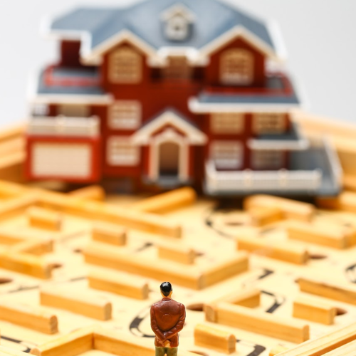 Navigating the Wholesaling Maze: A Guide for Homeowners