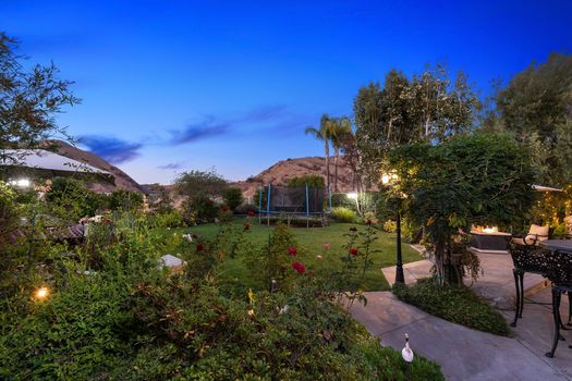 5_10495194_142415_vt-142415-ER-105