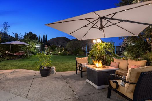 8_10495200_142415_vt-142415-ER-108