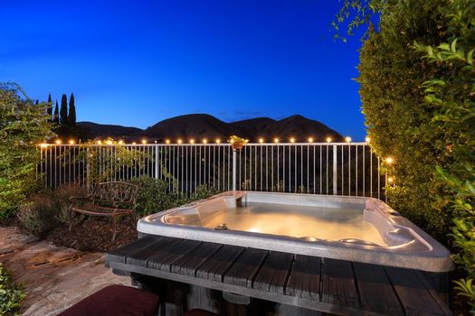 9_10495196_142415_vt-142415-ER-109