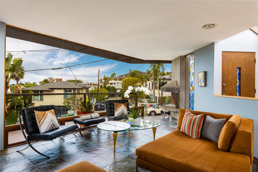 dsc_2055_51784380512_o