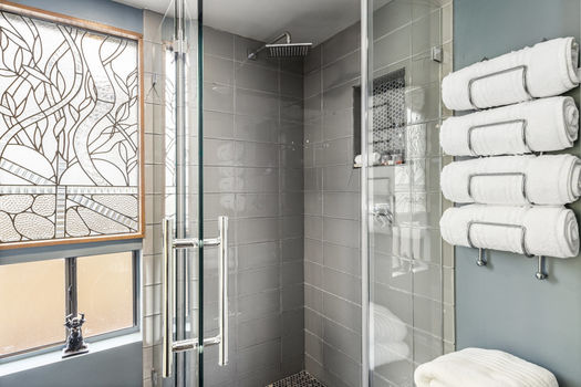 dsc_2128_51786072445_o