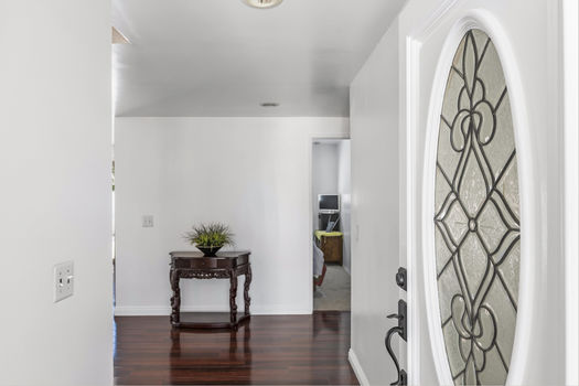 dsc_2432_51863722608_o