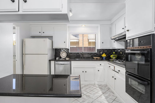 dsc_2458_51863968894_o