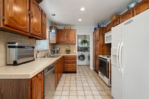 18_10976387_156583_156583-EI-118