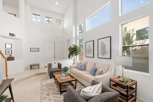 8_10981217_156319_156319-EI-108