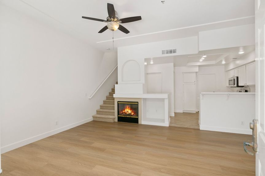 6_11138124_161499_161499-EI-106