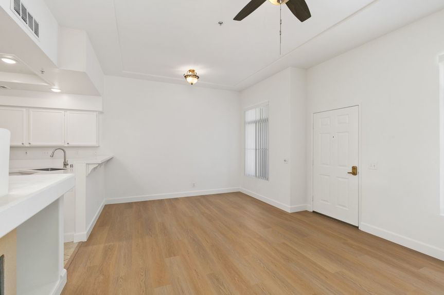 9_11138127_161499_161499-EI-109