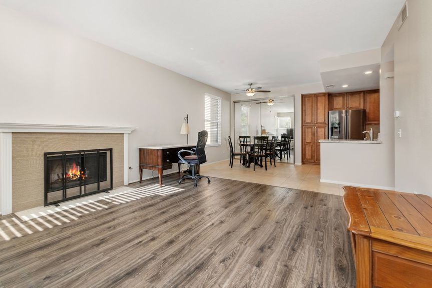 11_11_11234266_164383_164383-EI-111