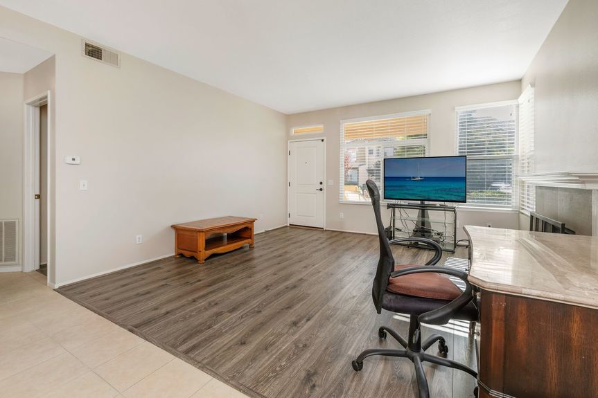 13_11234269_164383_164383-EI-113