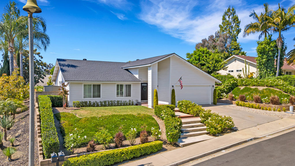 27101 Via Oviedo Low Resolution-9