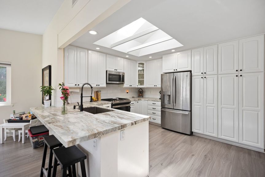 7_11441624_170267_170267-EI-107