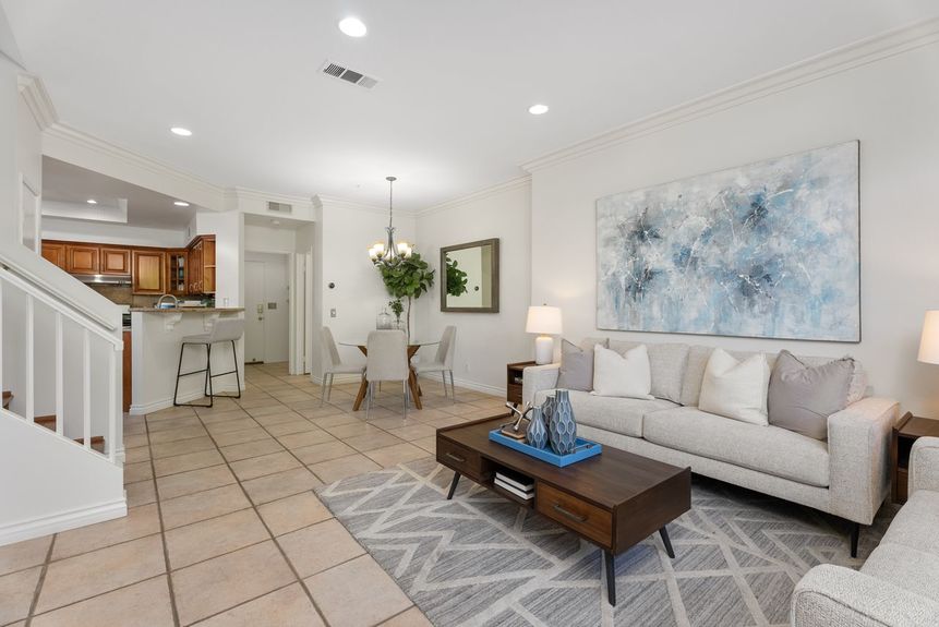 10_11524275_172477_172477-EI-110