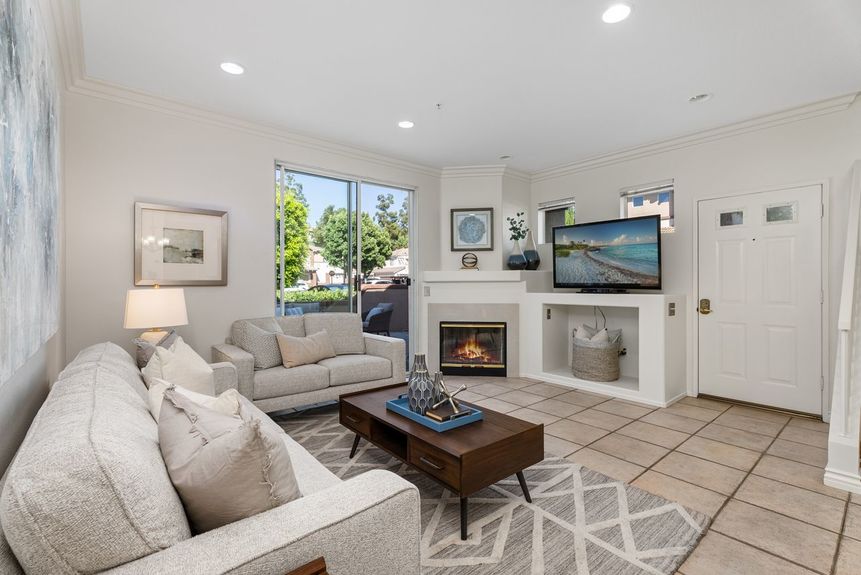 8_11524267_172477_172477-EI-108