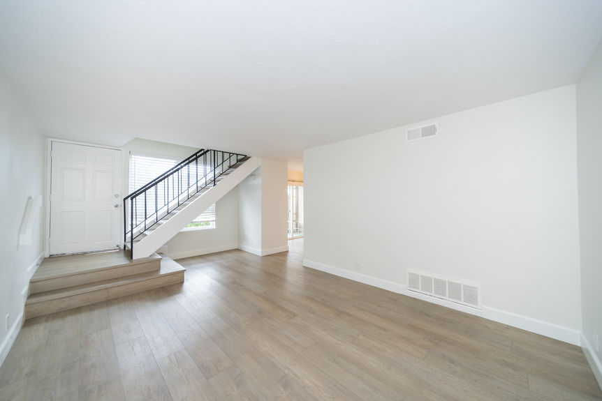 03_26283 Via Roble_003