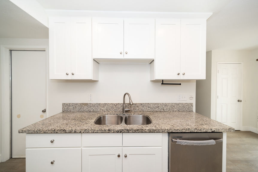 08_26283 Via Roble_008