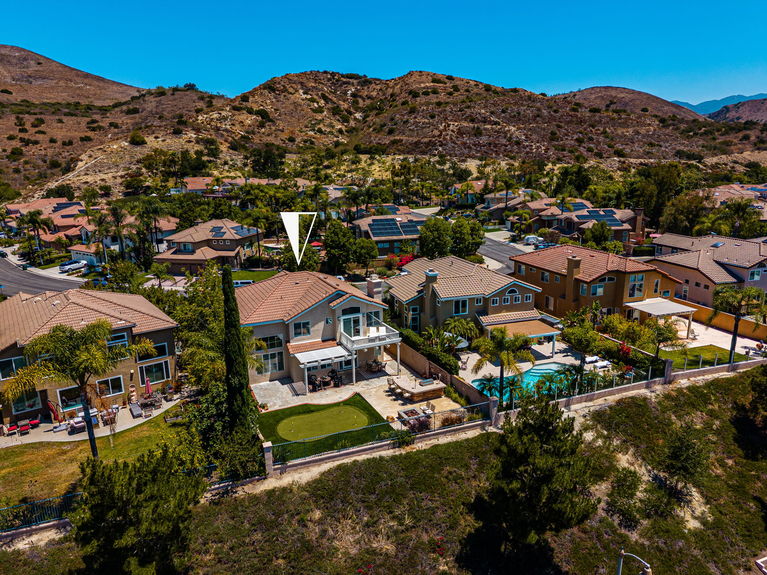 70_70-web-or-mls-DJI_20260626120443_0005_D