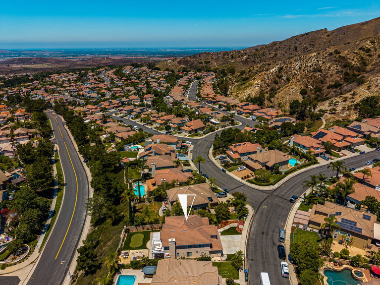 74_74-web-or-mls-DJI_20260626120517_0009_D