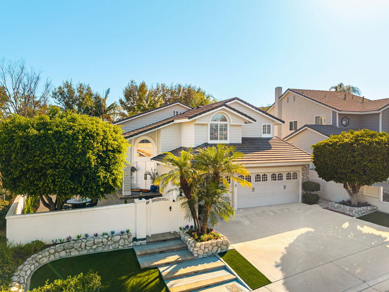 64_64-web-or-mls-DJI_20260802171728_0049_D-2