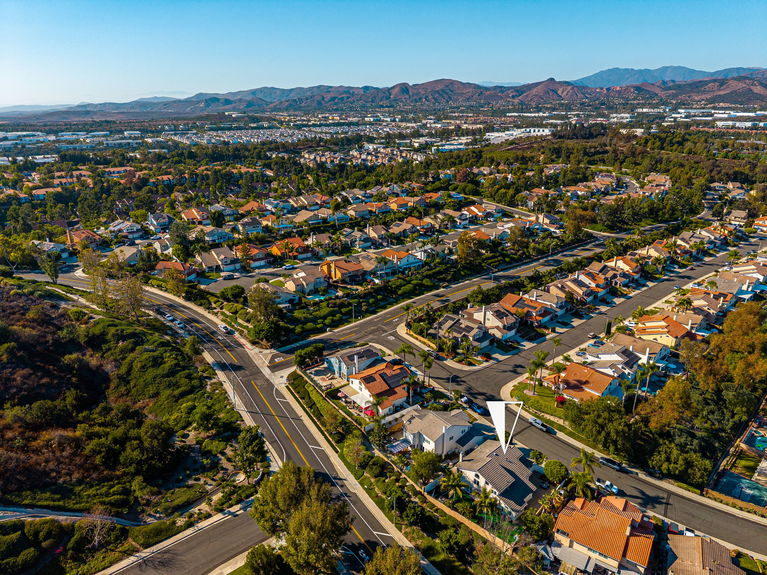 71_71-web-or-mls-DJI_20260802171902_0056_D