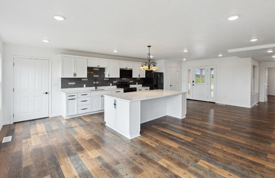 12-4798-N-Loomis-Rd-Mt-Pleasant-MI-48858-WindowStill-06