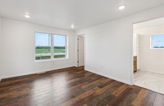 25-4798-N-Loomis-Rd-Mt-Pleasant-MI-48858-WindowStill-19