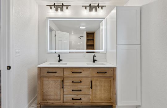 29-4798-N-Loomis-Rd-Mt-Pleasant-MI-48858-WindowStill-23