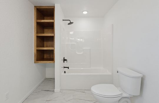 30-4798-N-Loomis-Rd-Mt-Pleasant-MI-48858-WindowStill-24