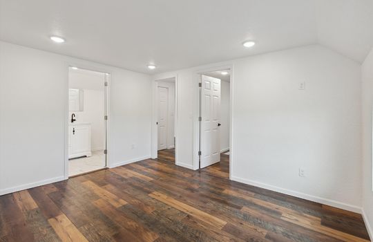 31-4798-N-Loomis-Rd-Mt-Pleasant-MI-48858-WindowStill-25