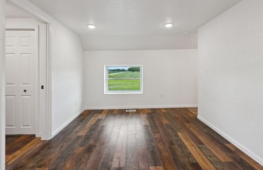 32-4798-N-Loomis-Rd-Mt-Pleasant-MI-48858-WindowStill-26