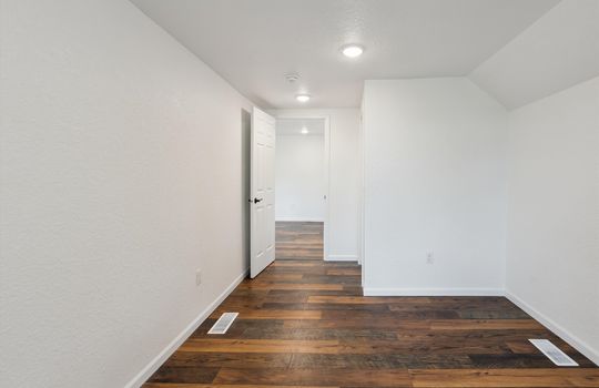 40-4798-N-Loomis-Rd-Mt-Pleasant-MI-48858-WindowStill-34