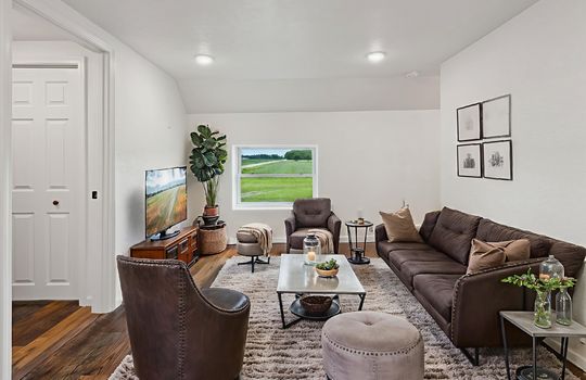 Virtually Stage_Additional Sitting Area_b