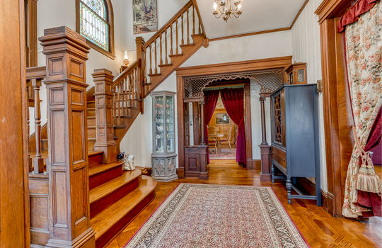 174 Lamplighter Ln Newington CT_DSC3049_interior