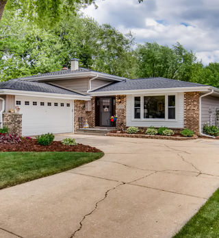 5s715 Park Meadow Naperville-large-001-001-Exterior Front-1500&#215;1000-72dpi
