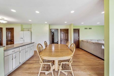 1329 E Bailey RD_img (11)