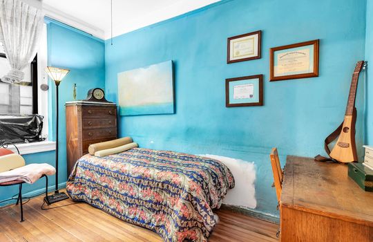 885WEA2BJacob-Wood-real-estate-agent-upper-west-side-coopbed3
