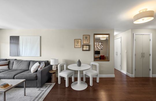 dining.Jacob-Wood-real-estate-manhattan-upper-west-side-uws-coop