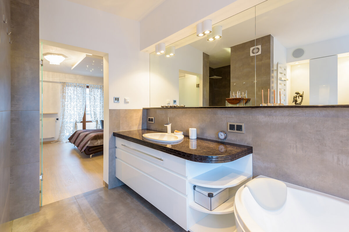 How To Stage A Bathroom... TO SELL!