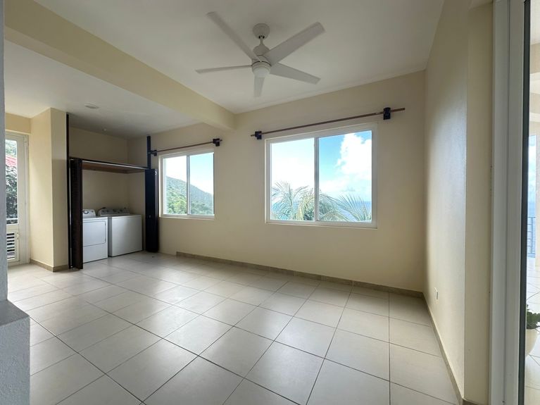 WhatsApp Image 2025-02-25 at 23.01.39_d4195e27