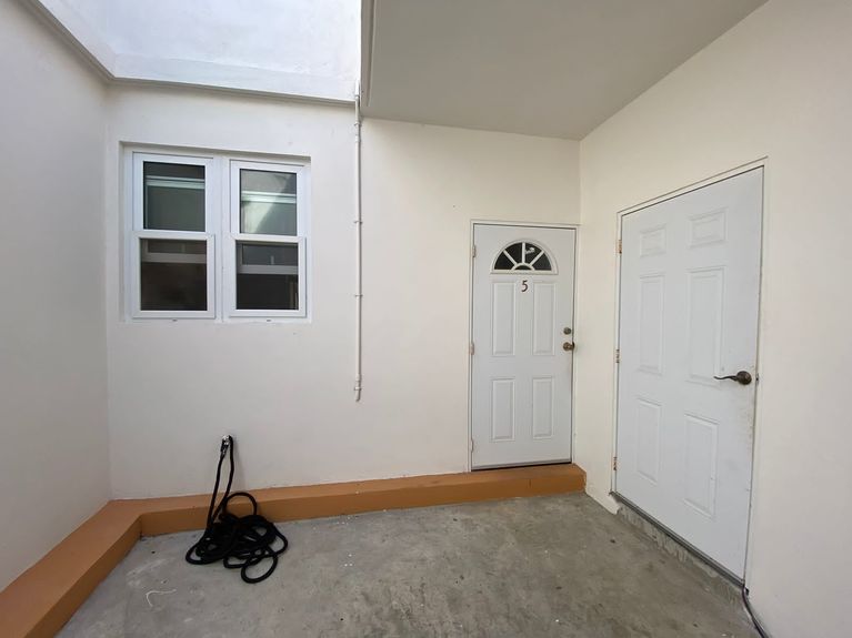 WhatsApp Image 2025-03-05 at 22.14.08_9f6b70b2