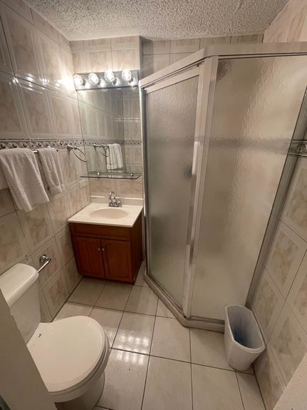 WhatsApp Image 2025-03-18 at 23.53.44_32e9f319